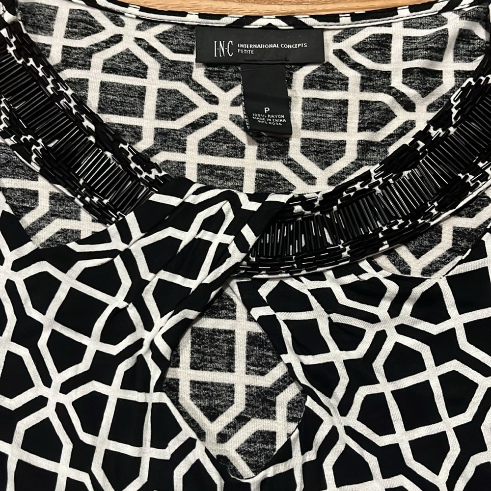 Inc black and white dress top - Picture 2 of 2